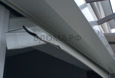 Последствия неправильного выбора полотна для защитных роллет